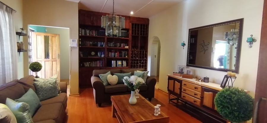 4 Bedroom Property for Sale in Bothasrus Eastern Cape